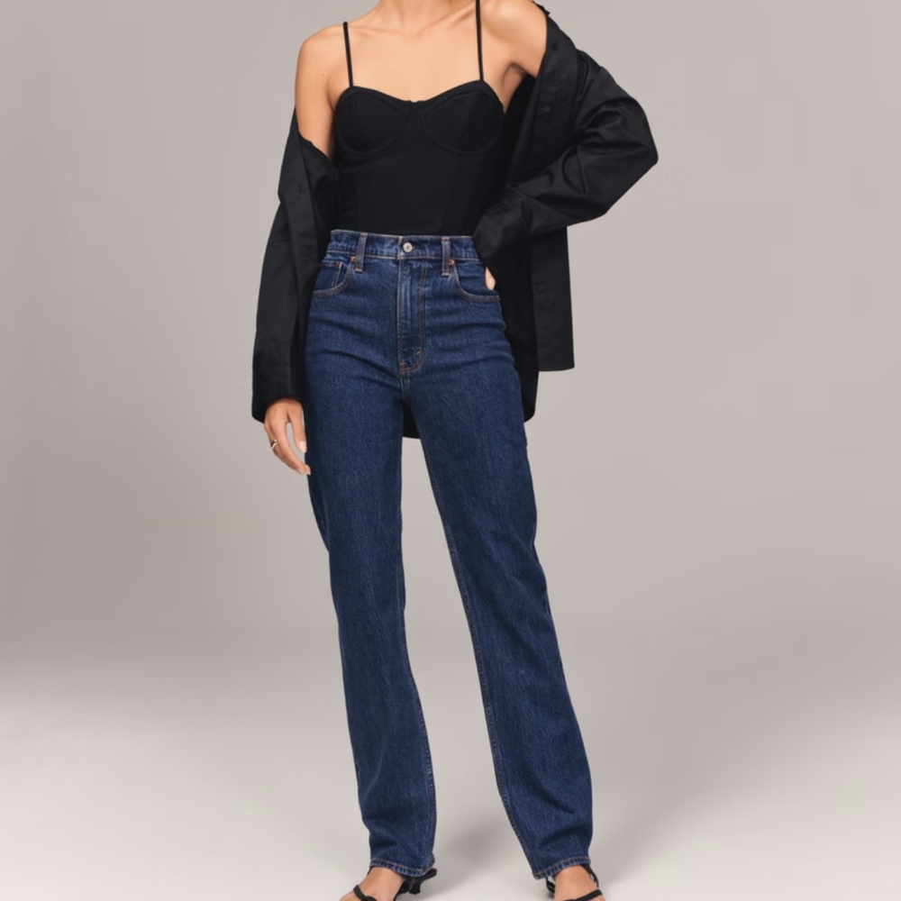 A&F 90s straight ultra high rise